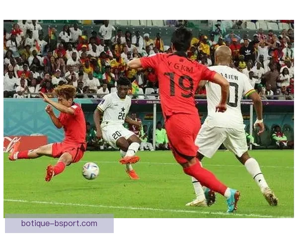 图雷绝杀点燃安联球场激情时刻震撼全场球迷心潮澎湃