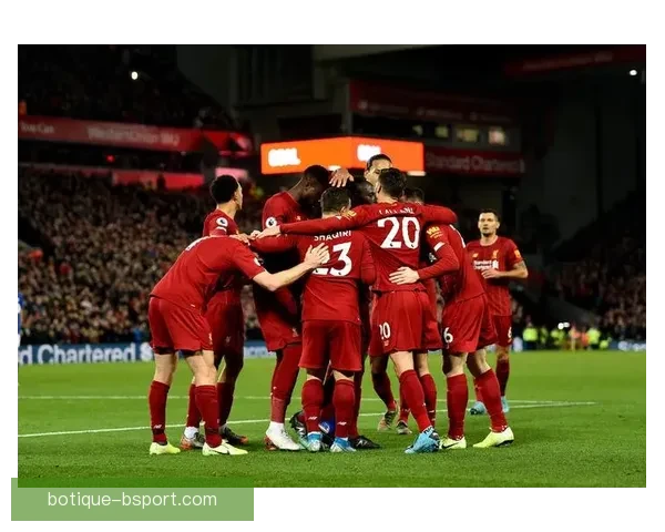 科纳特坐镇后防如钢铁长城速度与力量并存撑起利物浦防线新高度